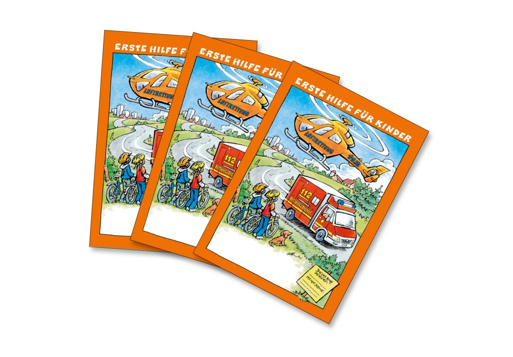 Drei Bücher mit dem Titel "Erste Hilfe für Kinder – Spielend helfen lernen" aufgereiht.